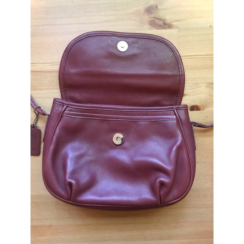 ▪️Deep Red Vintage COACH Purse - Picture 2 of 6